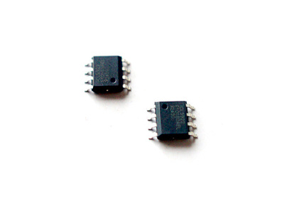ICL8812B